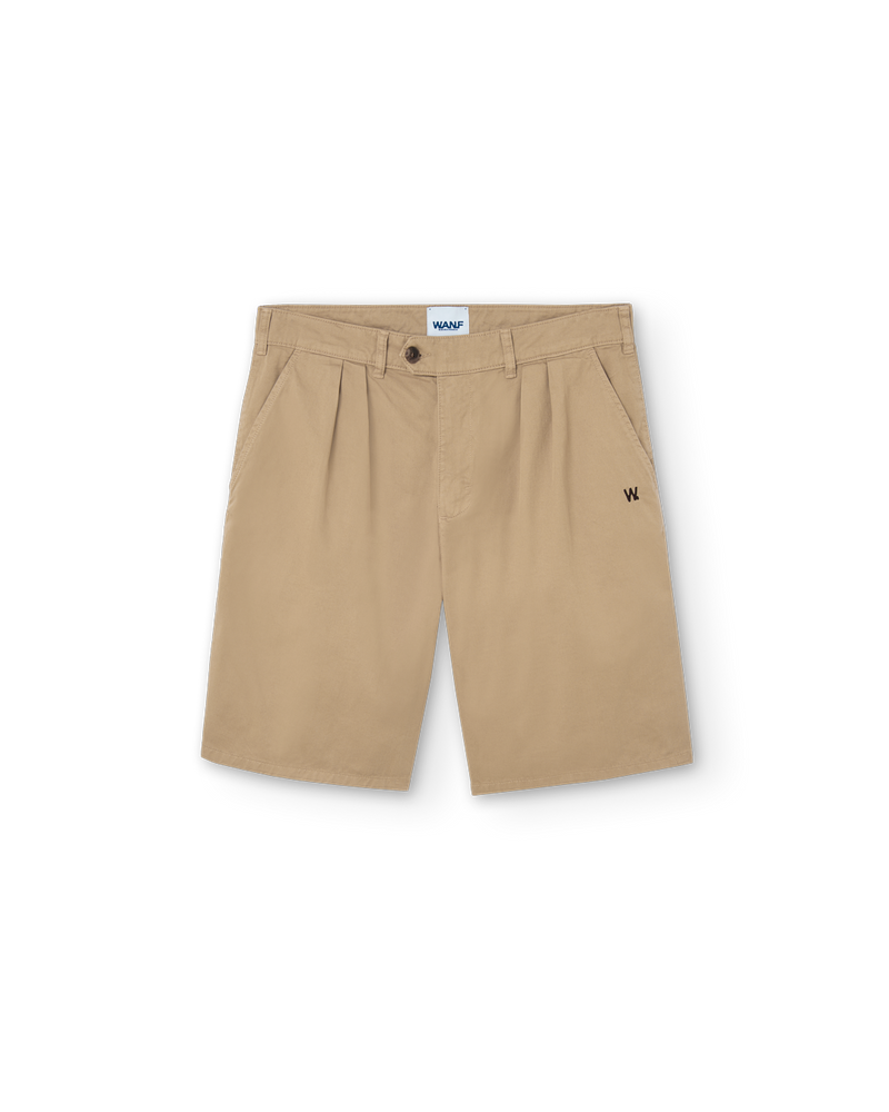 PLEAT CHINO SHORTS