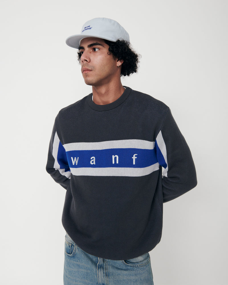 STRIPES BLACK SWEATER