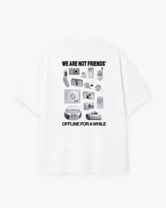 GADGETS T-SHIRT